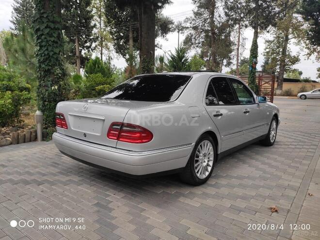 Mercedes E 240 1999, 444,444 km - 2.4 l - Masallı