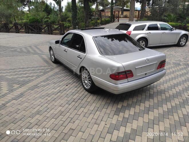 Mercedes E 240 1999, 444,444 km - 2.4 l - Masallı