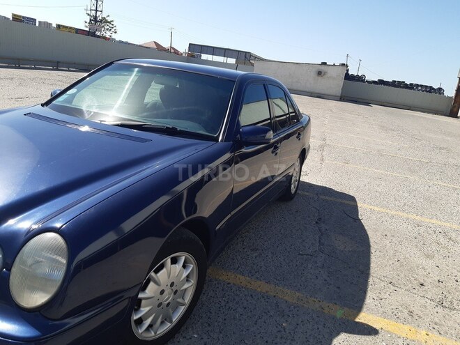 Mercedes E 270 1999, 457,770 km - 2.7 l - Bakı