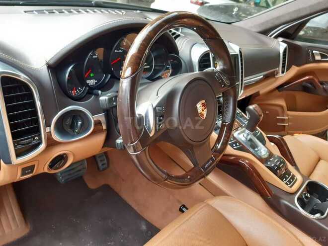 Porsche Cayenne Turbo 2010, 105,000 km - 4.8 л - Bakı