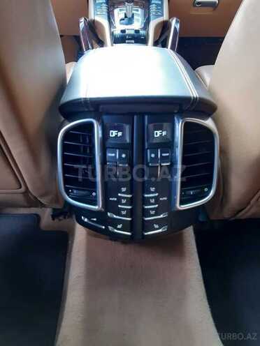 Porsche Cayenne Turbo 2010, 105,000 km - 4.8 л - Bakı
