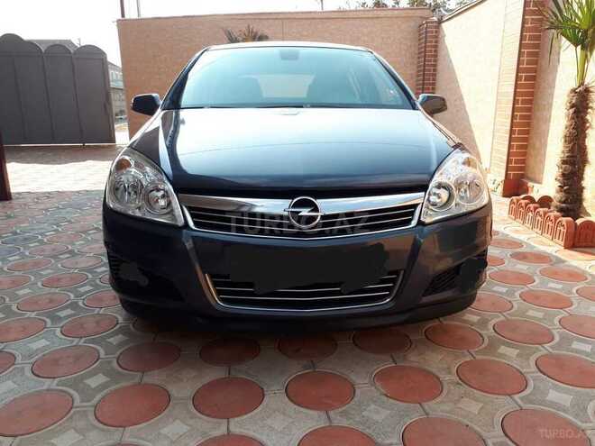 Opel Astra 2009, 198,000 km - 1.3 л - Bakı