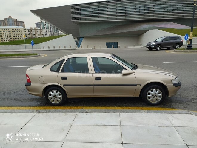 Opel Vectra 1998, 220,000 km - 1.8 l - Bakı