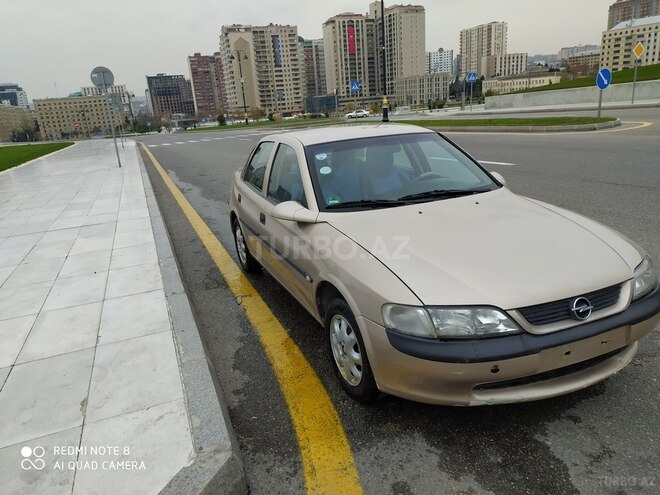 Opel Vectra 1998, 220,000 km - 1.8 l - Bakı