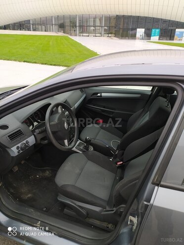 Opel Astra 2005, 205,000 km - 1.3 l - Bakı