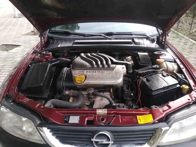 Opel Vectra 1996, 278,000 km - 1.6 л - Sumqayıt