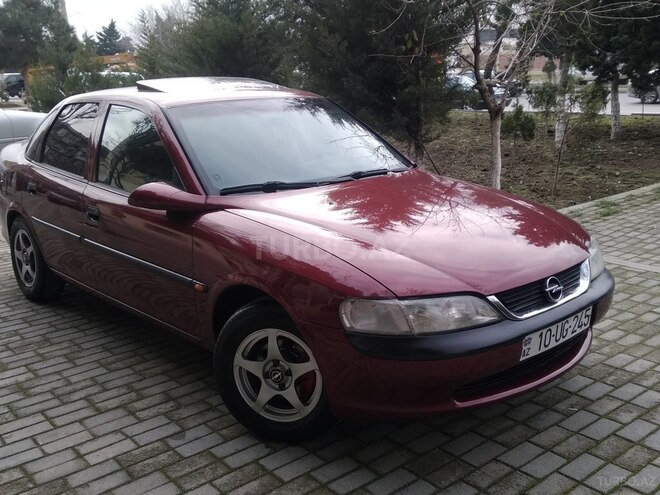 Opel Vectra 1996, 278,000 km - 1.6 л - Sumqayıt