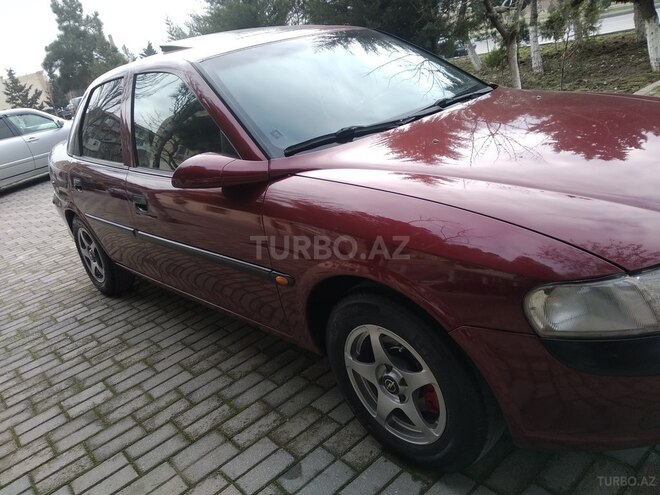 Opel Vectra 1996, 278,000 km - 1.6 л - Sumqayıt
