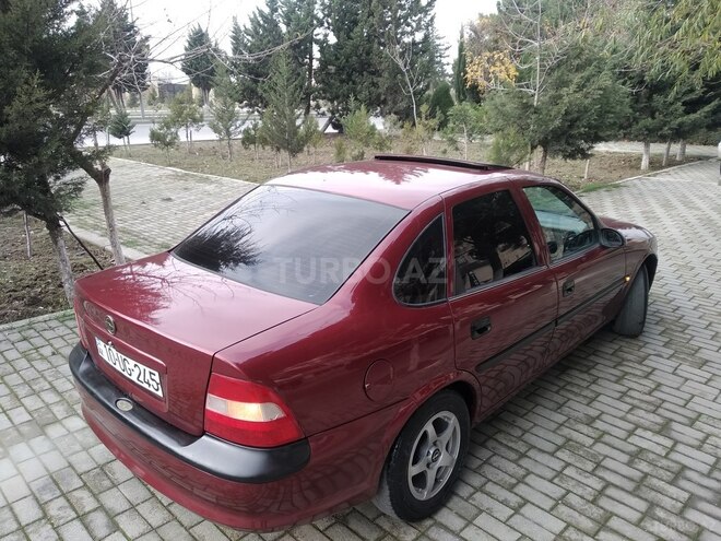 Opel Vectra 1996, 278,000 km - 1.6 л - Sumqayıt