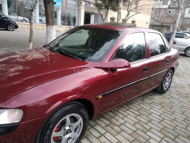 Opel Vectra 1996, 278,000 km - 1.6 л - Sumqayıt