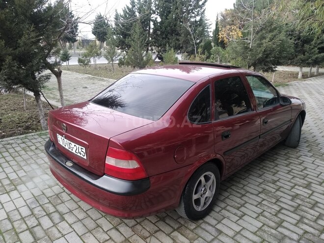 Opel Vectra 1996, 278,000 km - 1.6 л - Sumqayıt