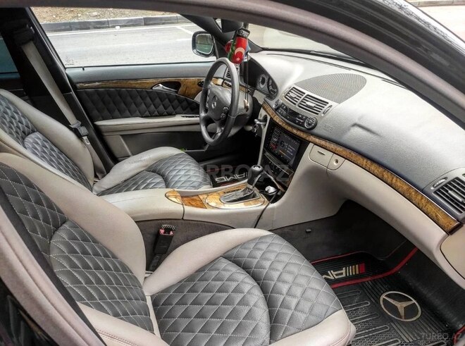 Mercedes E 280 2006, 240,000 km - 3.0 l - Bakı