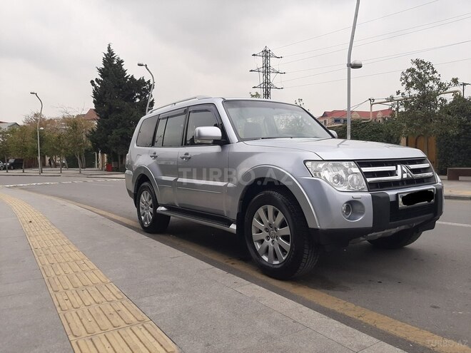 Mitsubishi Pajero 2008, 191,000 km - 3.2 l - Bakı
