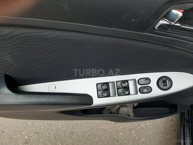 Hyundai Accent 2012, 142,000 km - 1.6 l - Bakı