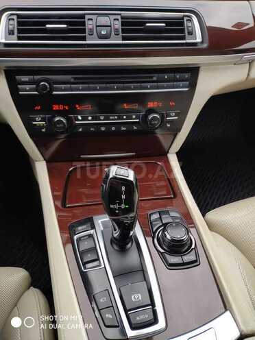 BMW 750 2009, 152,000 km - 4.4 л - Bakı