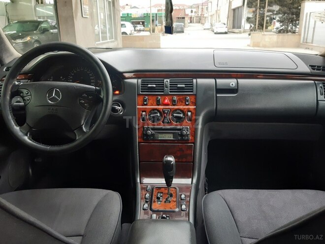 Mercedes E 270 2000, 330,475 km - 2.7 l - Bakı