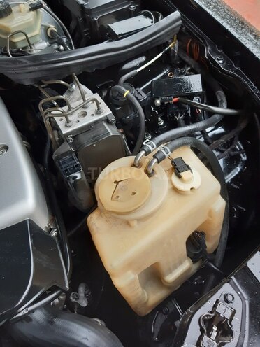 Mercedes E 270 2000, 330,475 km - 2.7 l - Bakı