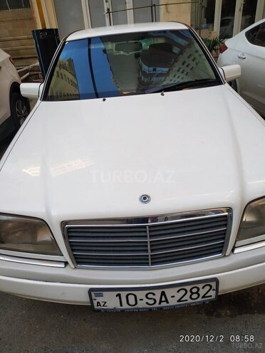Mercedes C 220 1995, 235,000 km - 2.2 l - Bakı