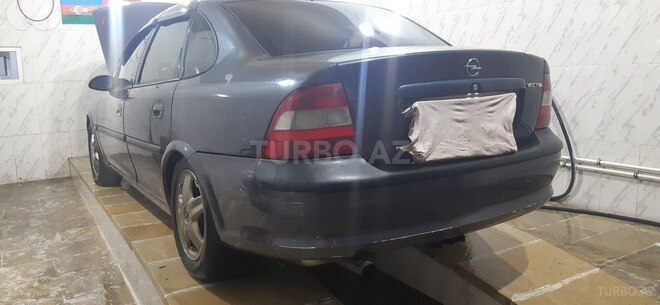 Opel Vectra 1996, 305,000 km - 2.0 л - Bakı