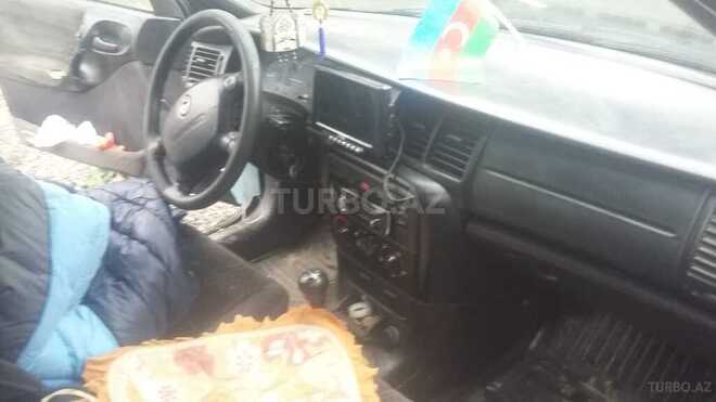 Opel Vectra 1998, 500,000 km - 1.8 l - Zaqatala