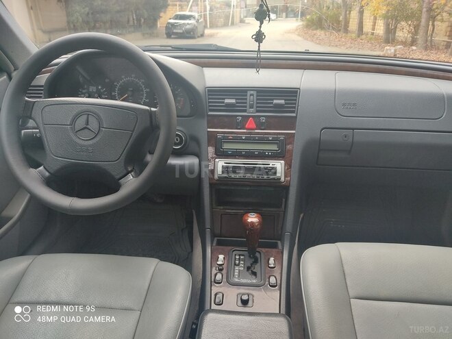 Mercedes C 230 1997, 278,836 km - 2.3 l - Bakı