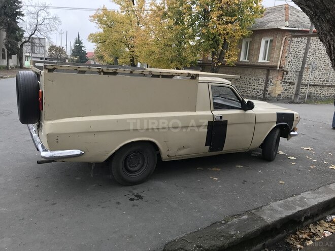GAZ 24-10 1991, 55,000 km - 2.4 л - Zaqatala