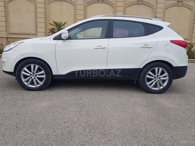 Hyundai ix35 2011, 72,500 km - 2.0 л - Bakı