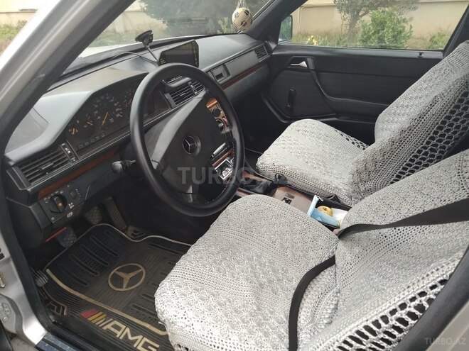 Mercedes E 200 1992, 324,460 km - 2.0 л - Bakı