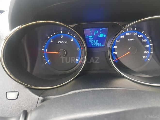Hyundai ix35 2011, 72,500 km - 2.0 л - Bakı
