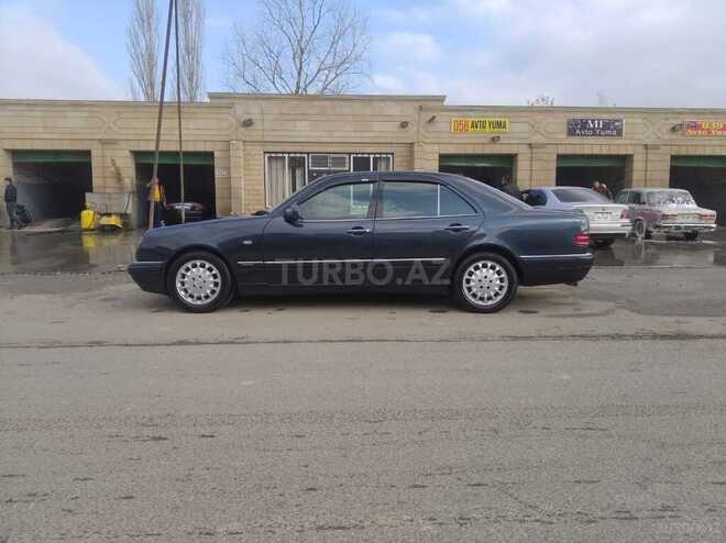 Mercedes E 230 1997, 258,000 km - 2.3 l - Sumqayıt
