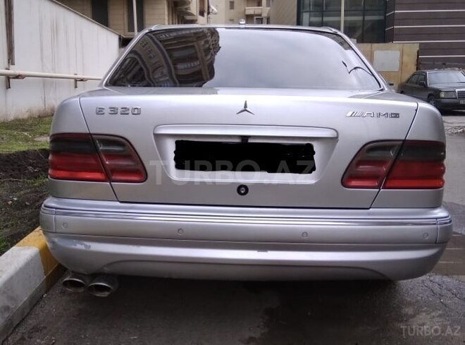 Mercedes E 320 2000, 198,700 km - 3.2 л - Bakı