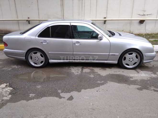 Mercedes E 320 2000, 198,700 km - 3.2 л - Bakı