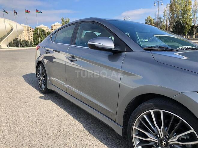 Hyundai Elantra 2017, 11,130 km - 2.0 л - Bakı