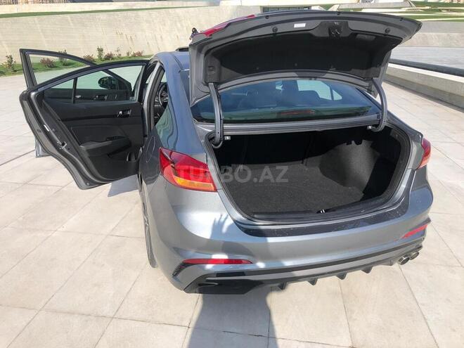 Hyundai Elantra 2017, 11,130 km - 2.0 л - Bakı