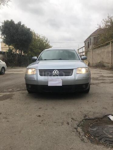 Volkswagen Passat 2003, 282,439 km - 1.8 l - Bakı