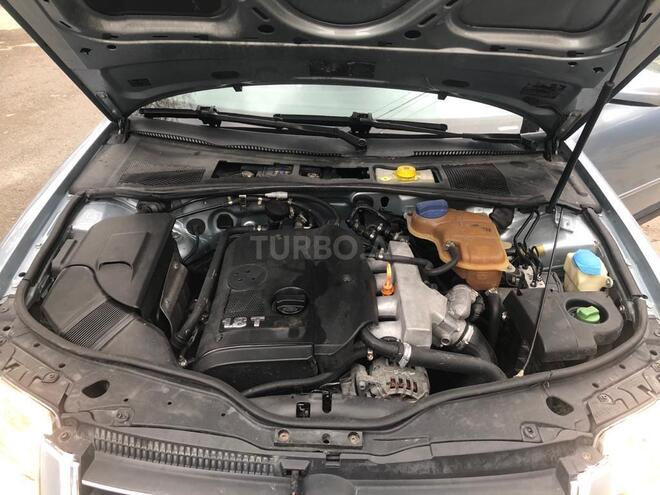 Volkswagen Passat 2003, 282,439 km - 1.8 l - Bakı