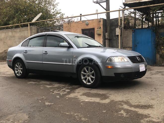Volkswagen Passat 2003, 282,439 km - 1.8 l - Bakı