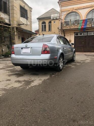 Volkswagen Passat 2003, 282,439 km - 1.8 l - Bakı