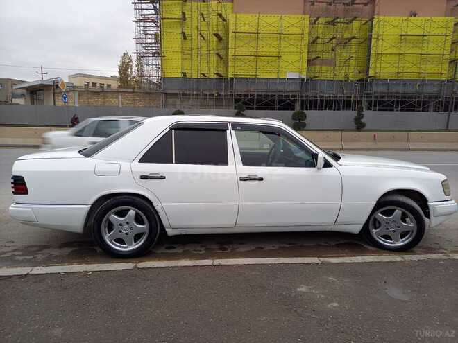 Mercedes E 250 1991, 473,460 km - 2.5 л - Bakı