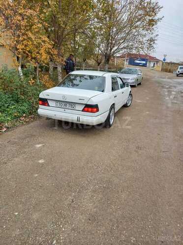 Mercedes E 250 1991, 473,460 km - 2.5 л - Bakı