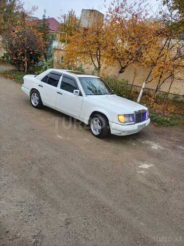 Mercedes E 250 1991, 473,460 km - 2.5 л - Bakı
