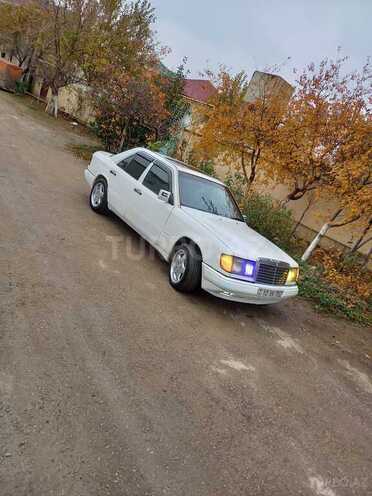 Mercedes E 250 1991, 473,460 km - 2.5 л - Bakı