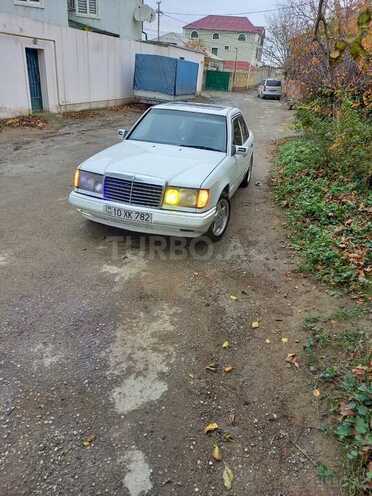 Mercedes E 250 1991, 473,460 km - 2.5 л - Bakı