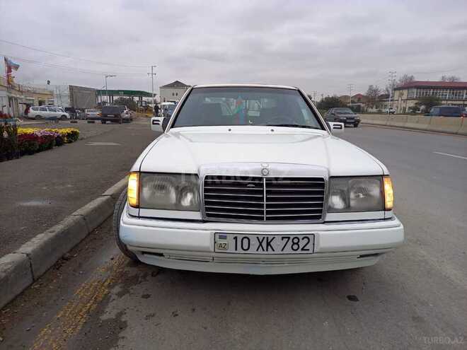 Mercedes E 250 1991, 473,460 km - 2.5 л - Bakı