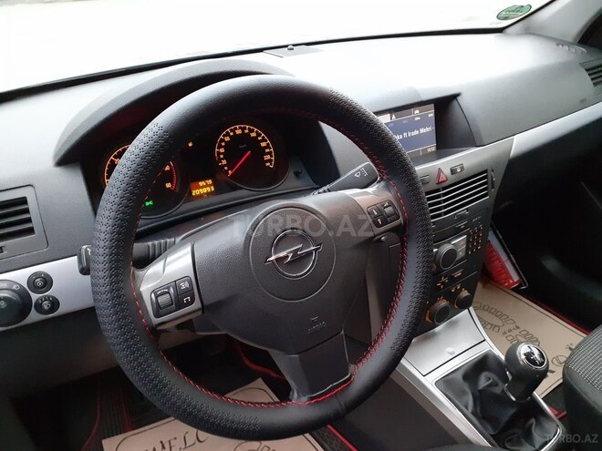 Opel Astra 2005, 200,000 km - 1.3 l - Ağdaş
