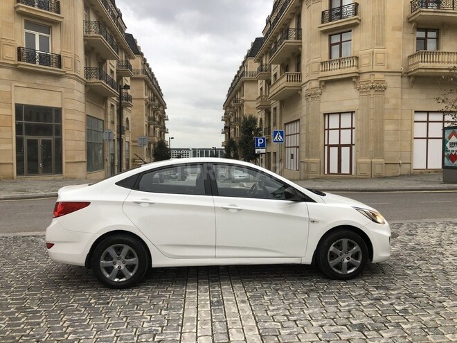Hyundai Accent 2013, 224,000 km - 1.4 л - Bakı