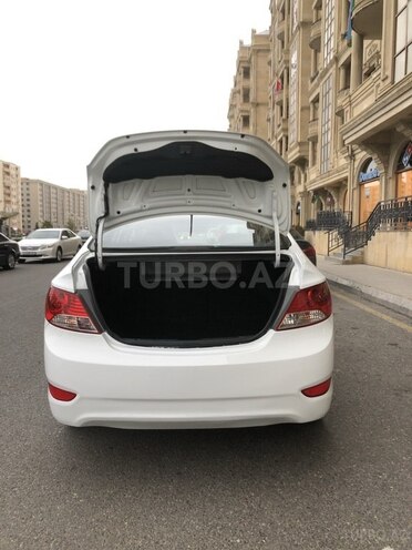 Hyundai Accent 2013, 224,000 km - 1.4 л - Bakı