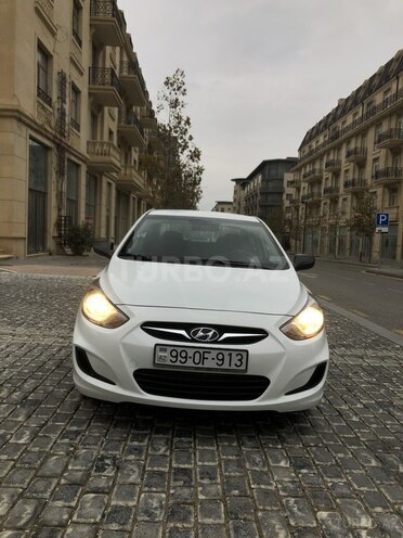 Hyundai Accent 2013, 224,000 km - 1.4 л - Bakı