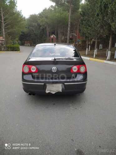 Volkswagen Passat 2005, 200,000 km - 2.0 л - Sumqayıt