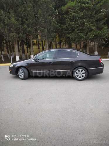 Volkswagen Passat 2005, 200,000 km - 2.0 л - Sumqayıt